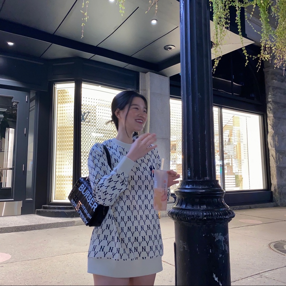 Meet your Posher, Pham